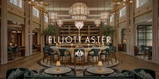 Elliott Aster
